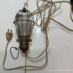 Vtg 1940’s Hanging Cage Trouble Light Metal Wire Rustic Shop Garage Sta-Tite